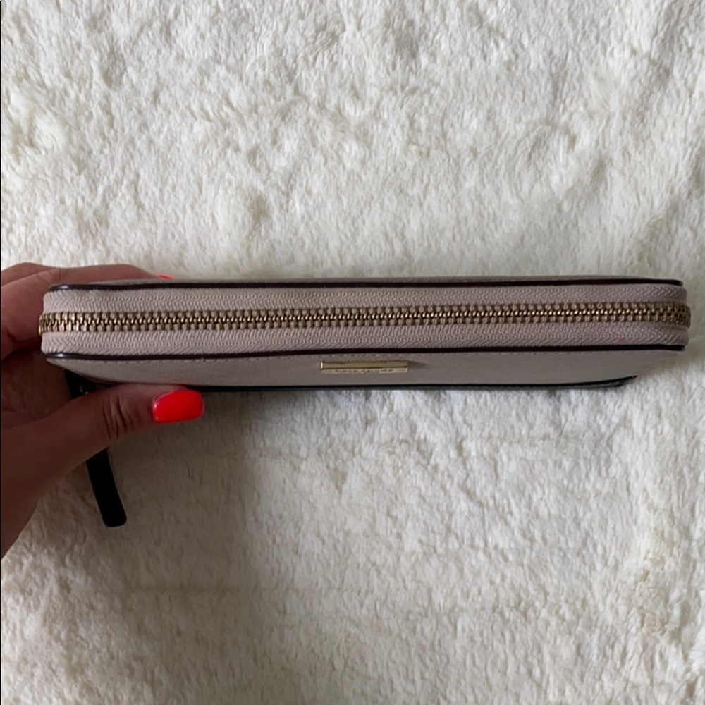 Kate Spade wallet - Picture 3 of 6